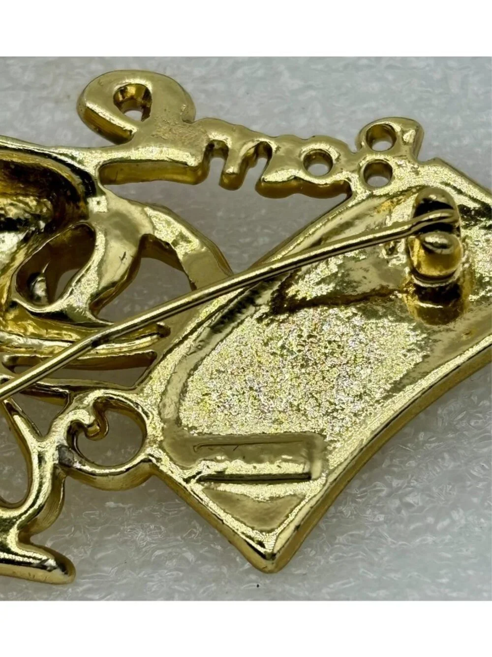1980s Figural Born 2 Win Brushed Satin Gold Tone Betting Hand Brooch